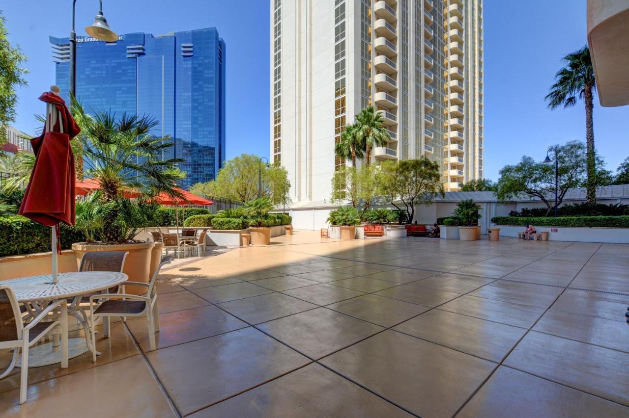 Mgm Signature-22-703 Strip View Jacuzzi Studio Las Vegas Dış mekan fotoğraf
